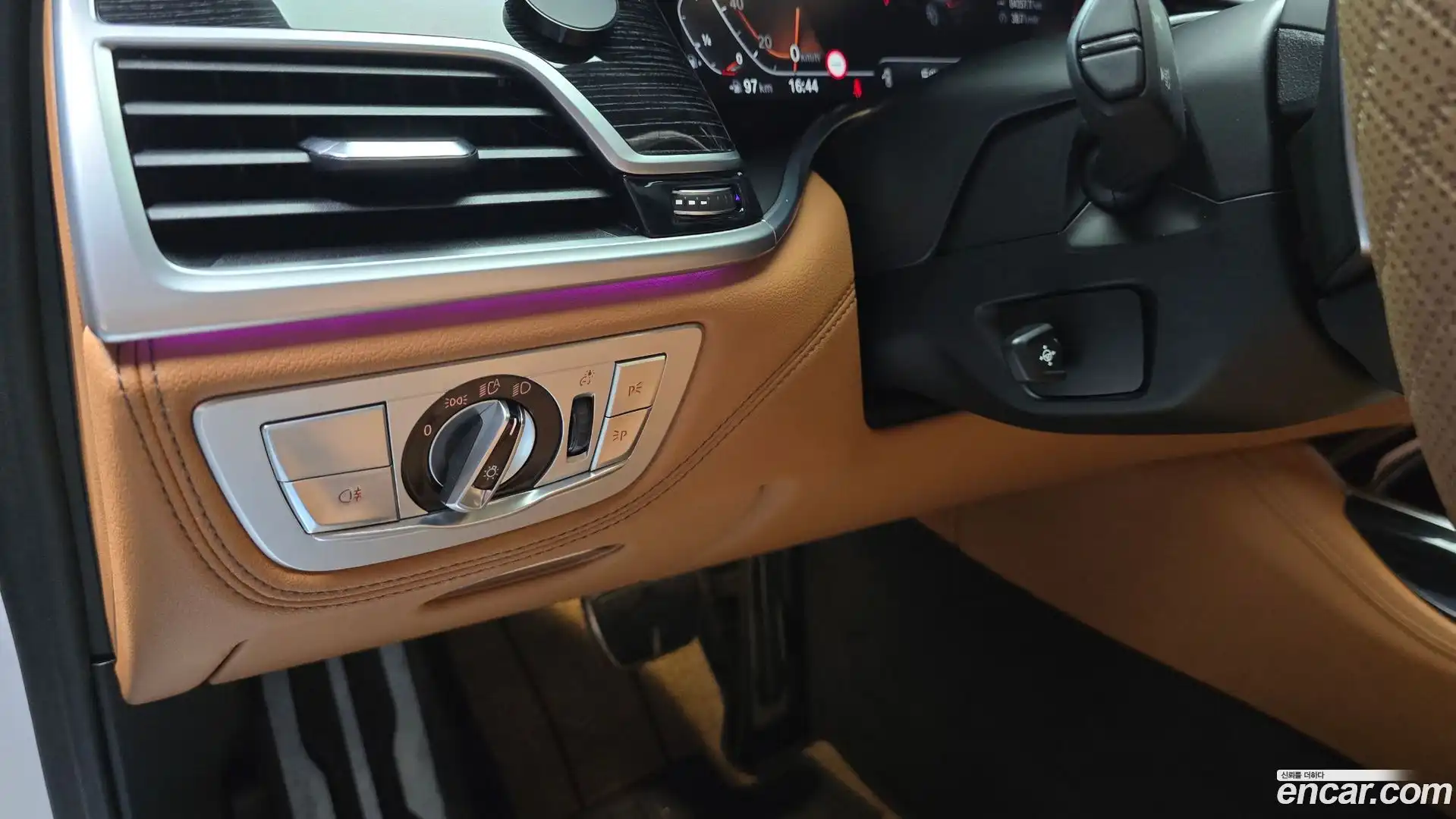 7-Series BMW 2021.7-OPTION-018