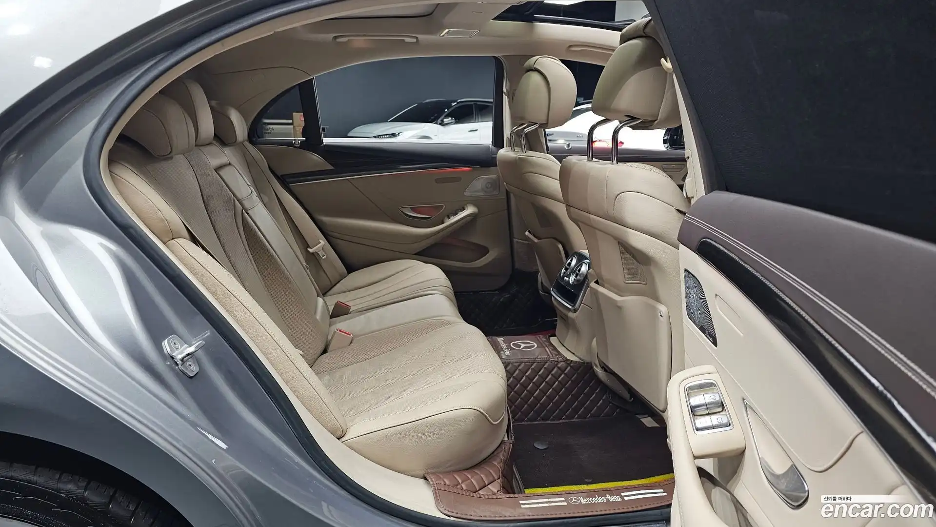 S-Class Mercedes-Benz 2014.11-OPTION-040
