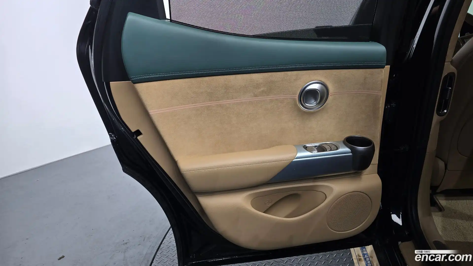 GV60 Genesis 2022.9-INNER-035