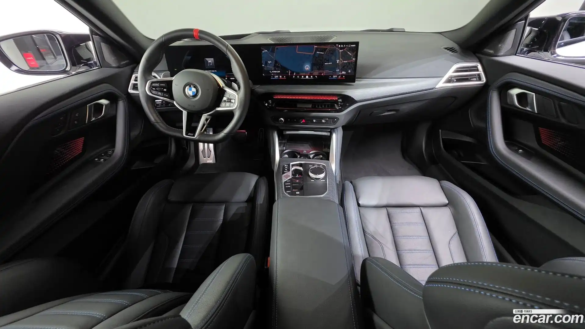 2-Series BMW 2025.7-INNER-007