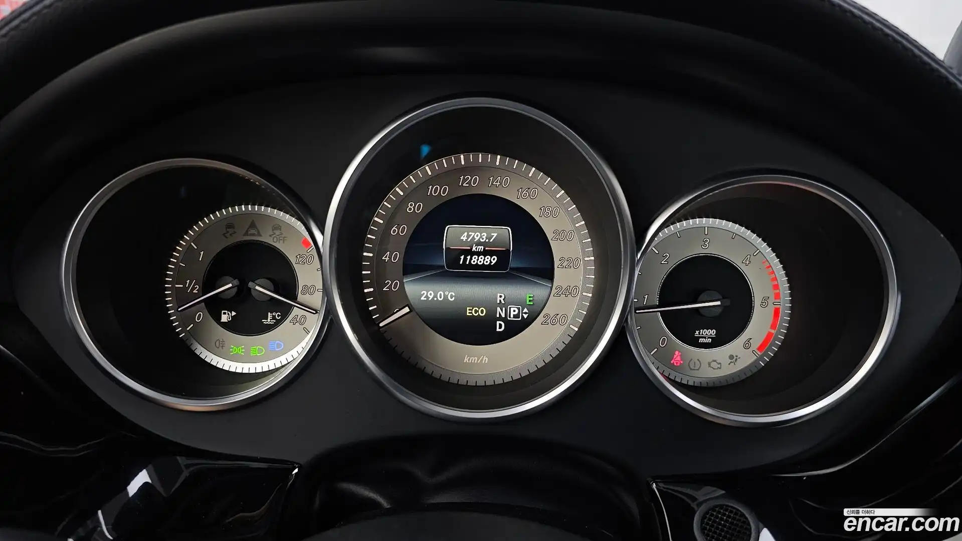CLS-Class Mercedes-Benz 2017.8-INNER-008