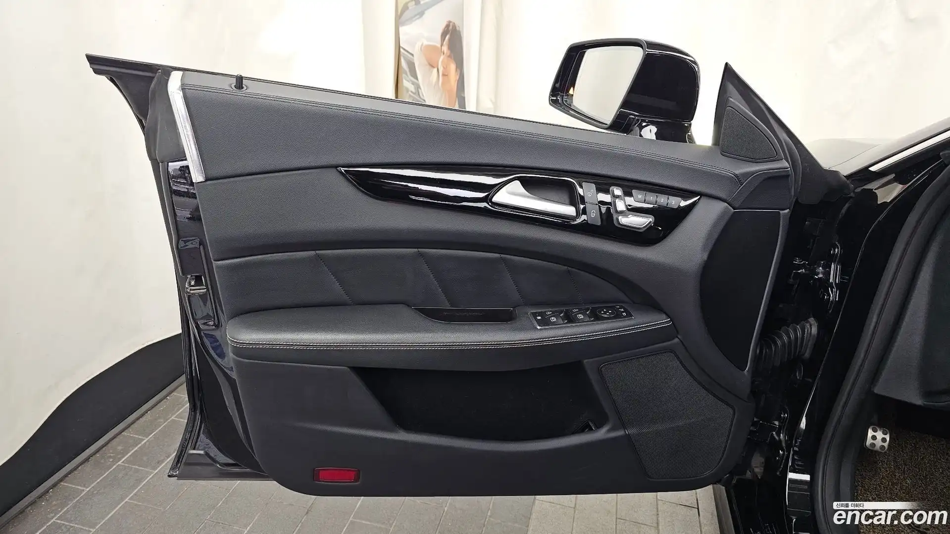 CLS-Class Mercedes-Benz 2017.8-INNER-034