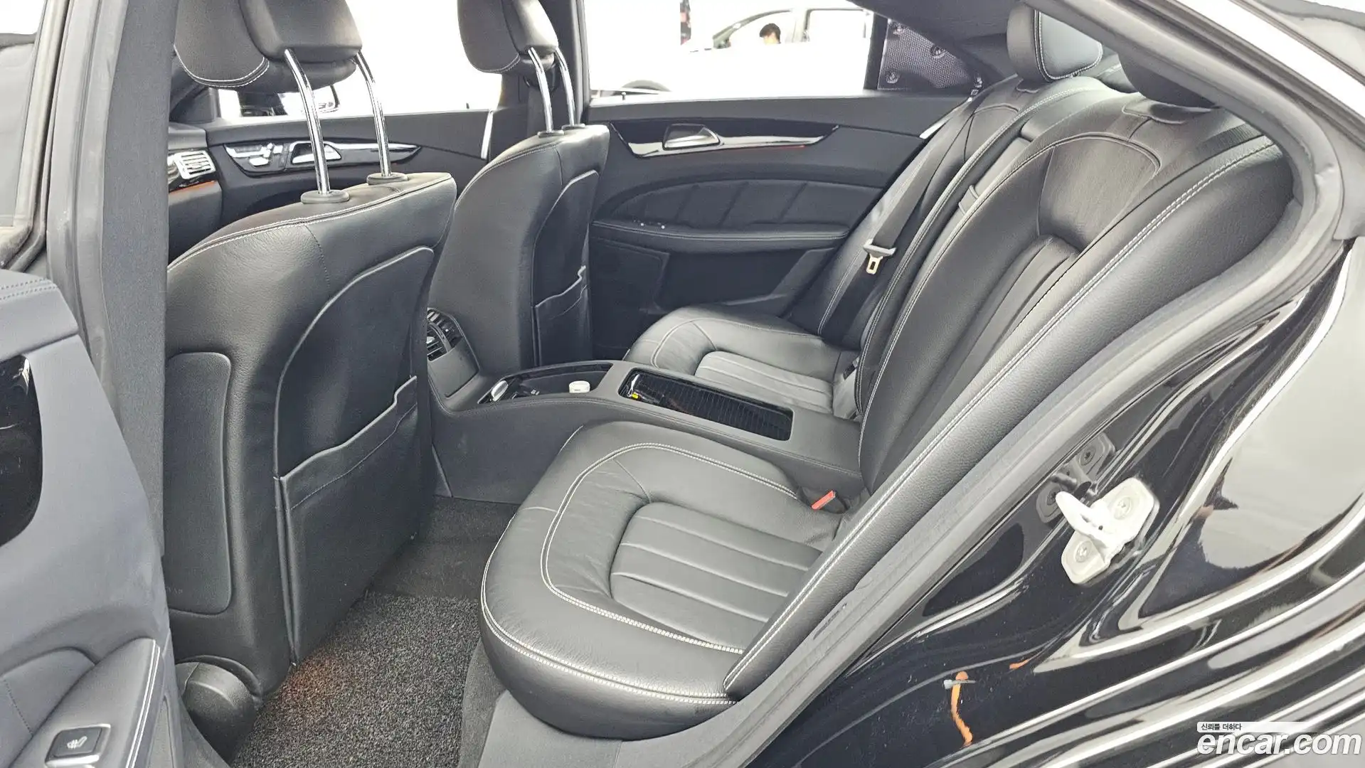 CLS-Class Mercedes-Benz 2017.8-INNER-036