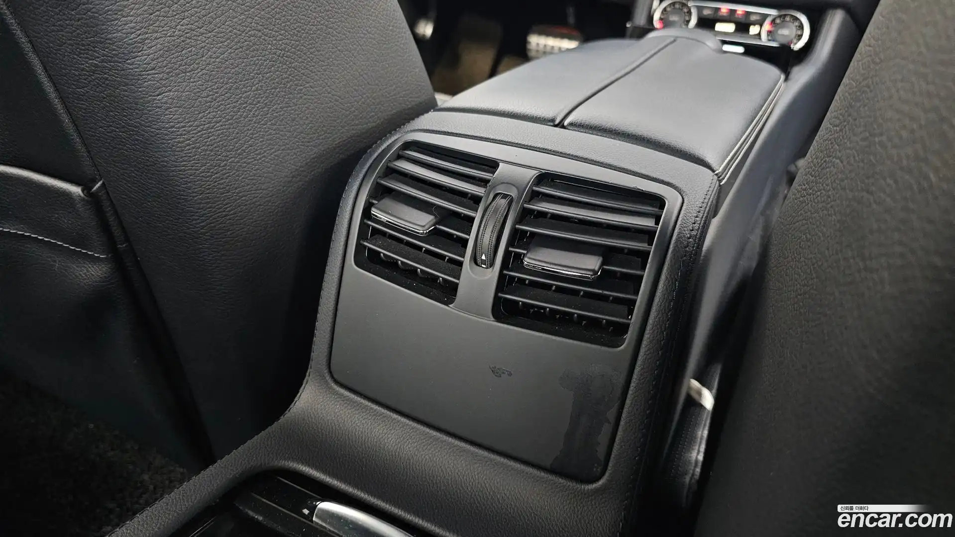 CLS-Class Mercedes-Benz 2017.8-OPTION-041