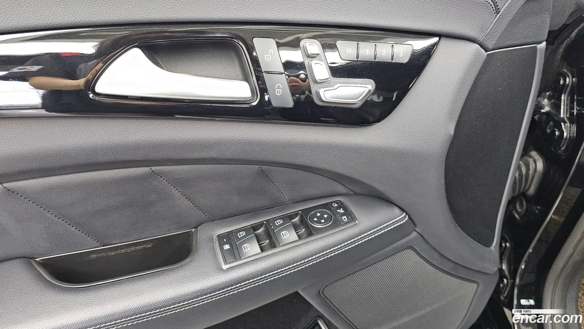 CLS-Class Mercedes-Benz 2017.8-OPTION-046