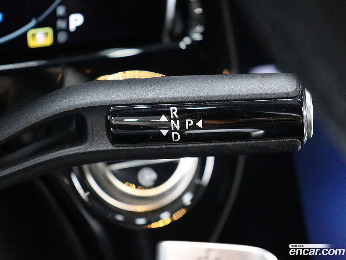 E-Class Mercedes-Benz 2024.10-OPTION-023