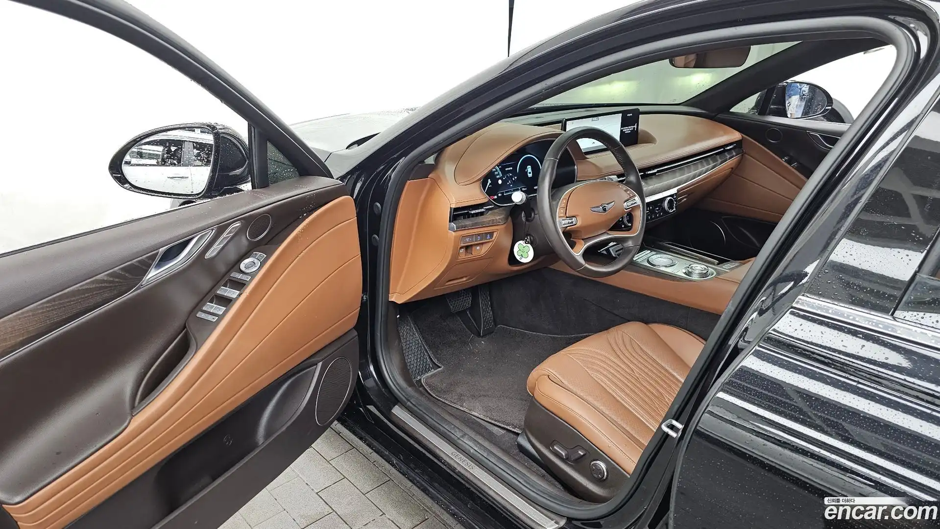 G80 Genesis 2022.3-INNER-010