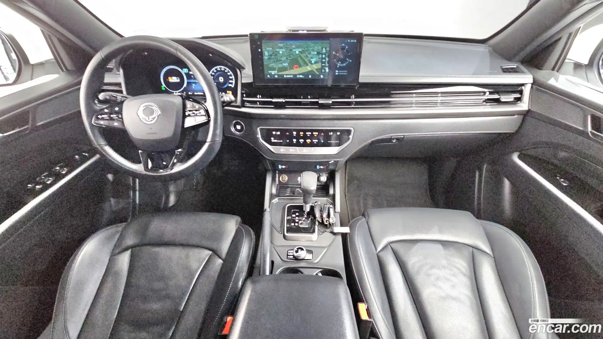 Rexton KG Mobility 2024.2-INNER-007