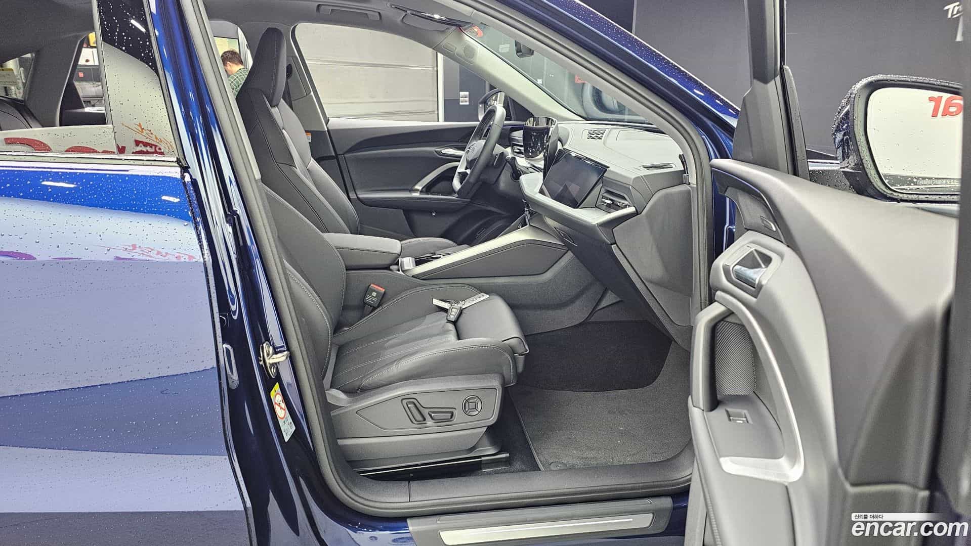 Q5 Audi 2025.9-OPTION-015