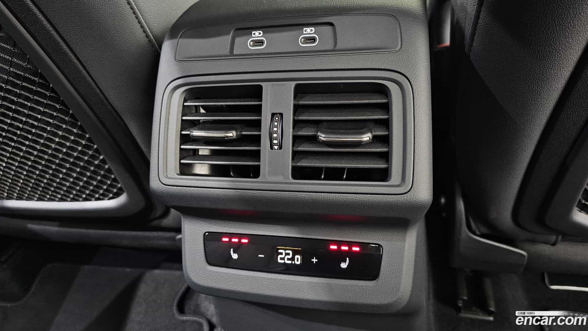 Q5 Audi 2025.9-OPTION-022