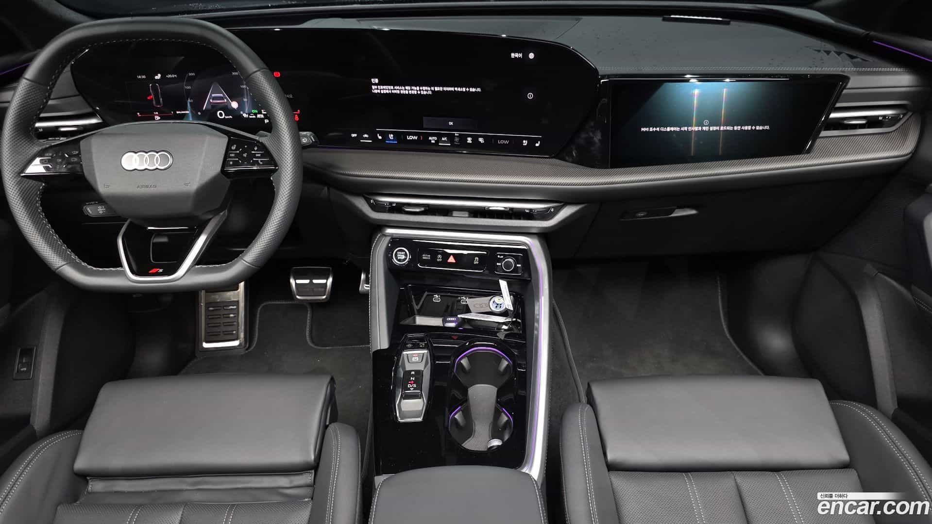Q5 Audi 2025.11-INNER-007