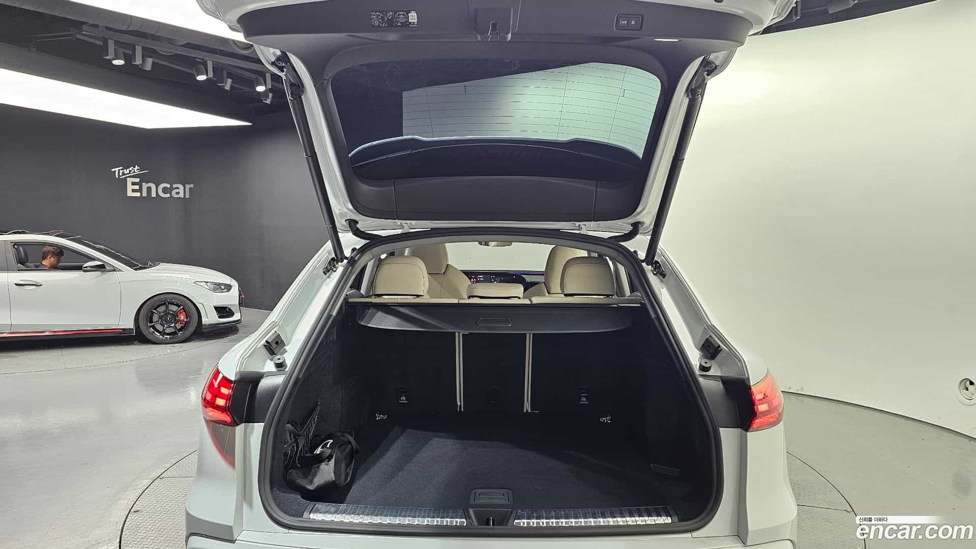 Q5 Audi 2025.9-OPTION-024