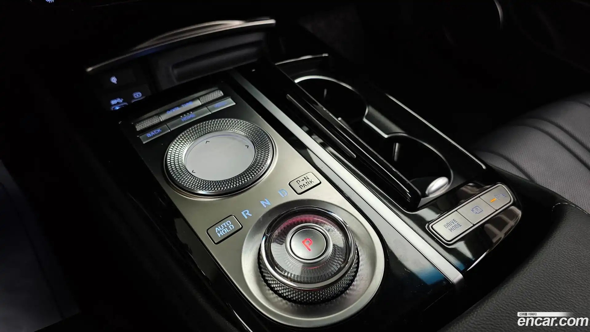 G80 Genesis 2022.3-INNER-009