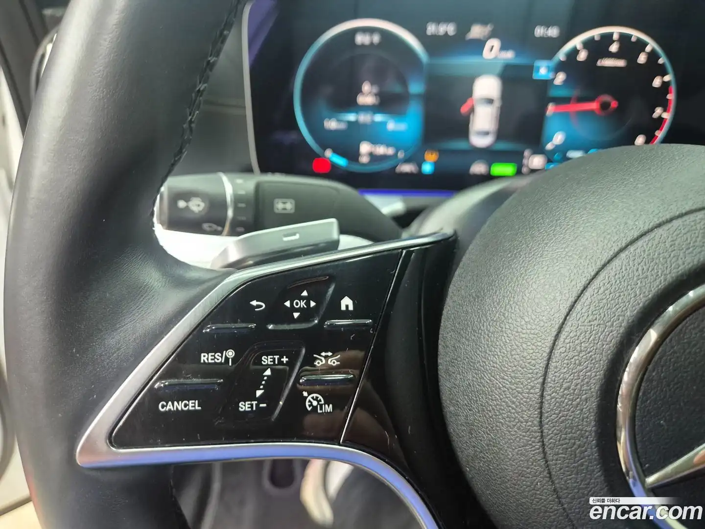E-Class Mercedes-Benz 2021.2-OPTION-016