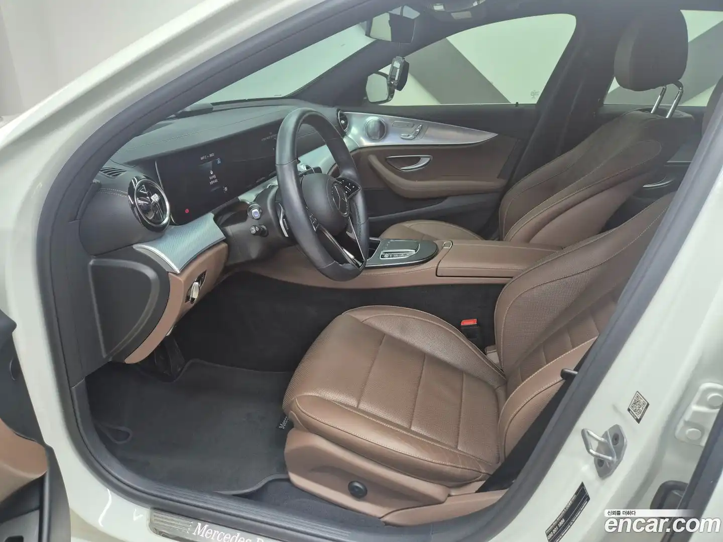 E-Class Mercedes-Benz 2021.2-OPTION-019