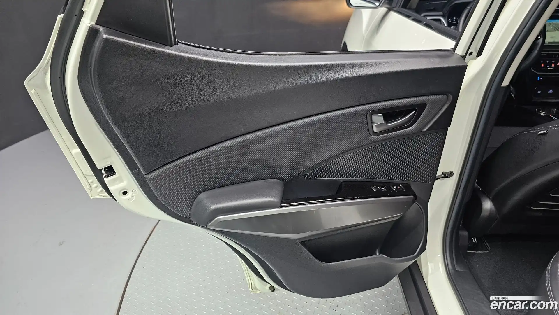 TIBOLI KG Mobility 2024.6-INNER-035