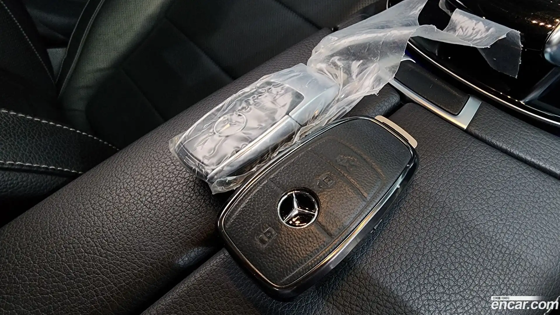 E-Class Mercedes-Benz 2020.3-OPTION-020