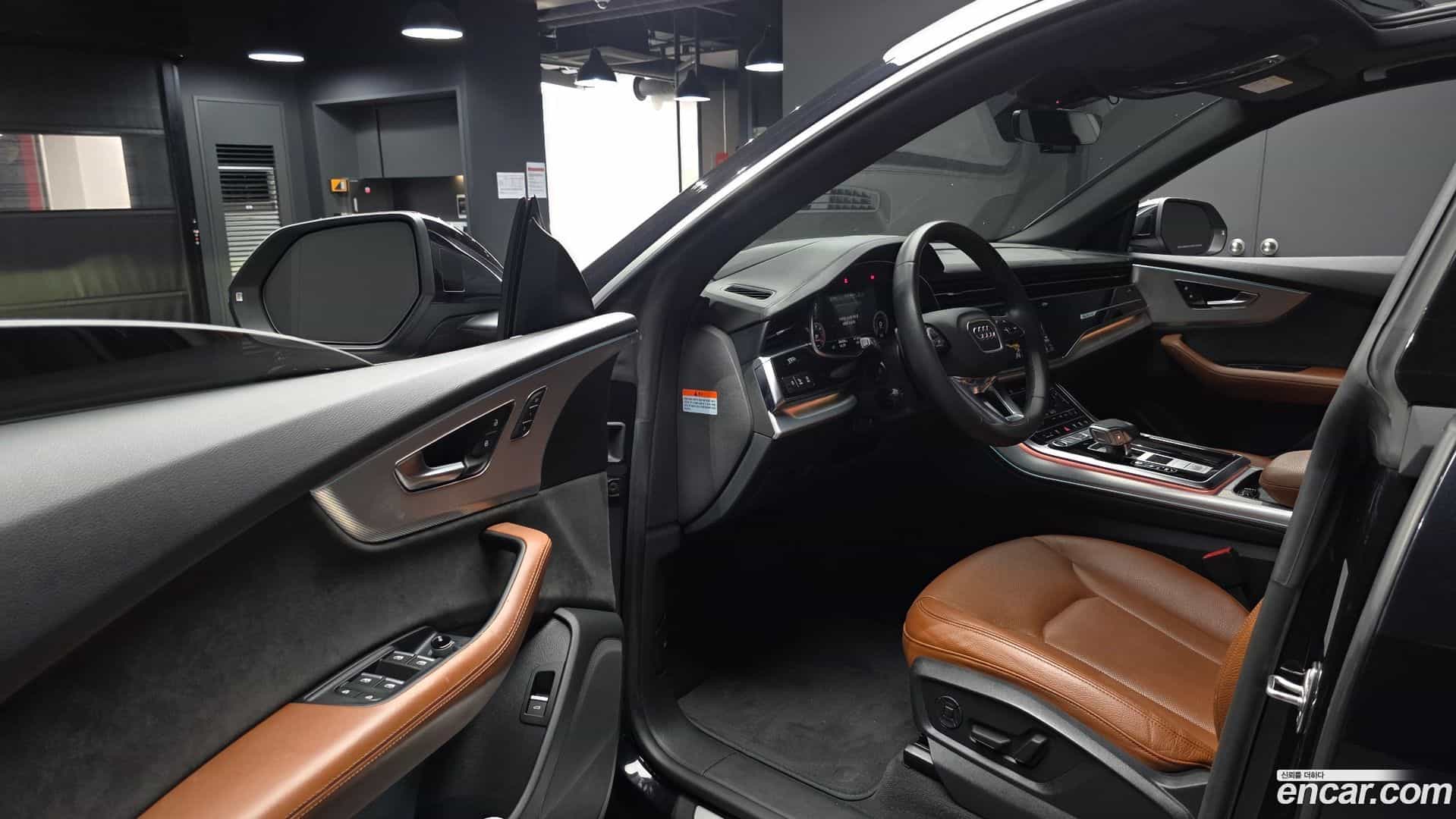 Q8 Audi 2021.6-INNER-010