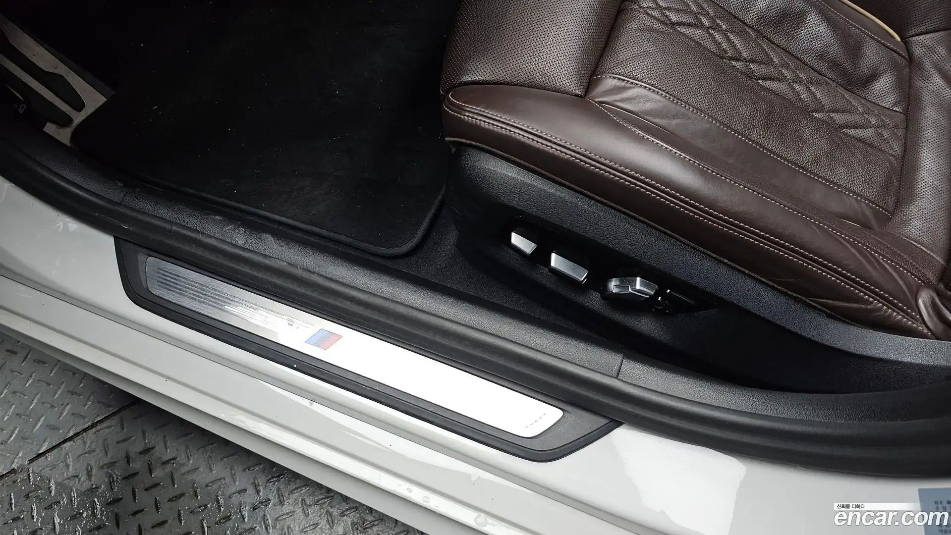 5-Series BMW 2023.0-OPTION-045