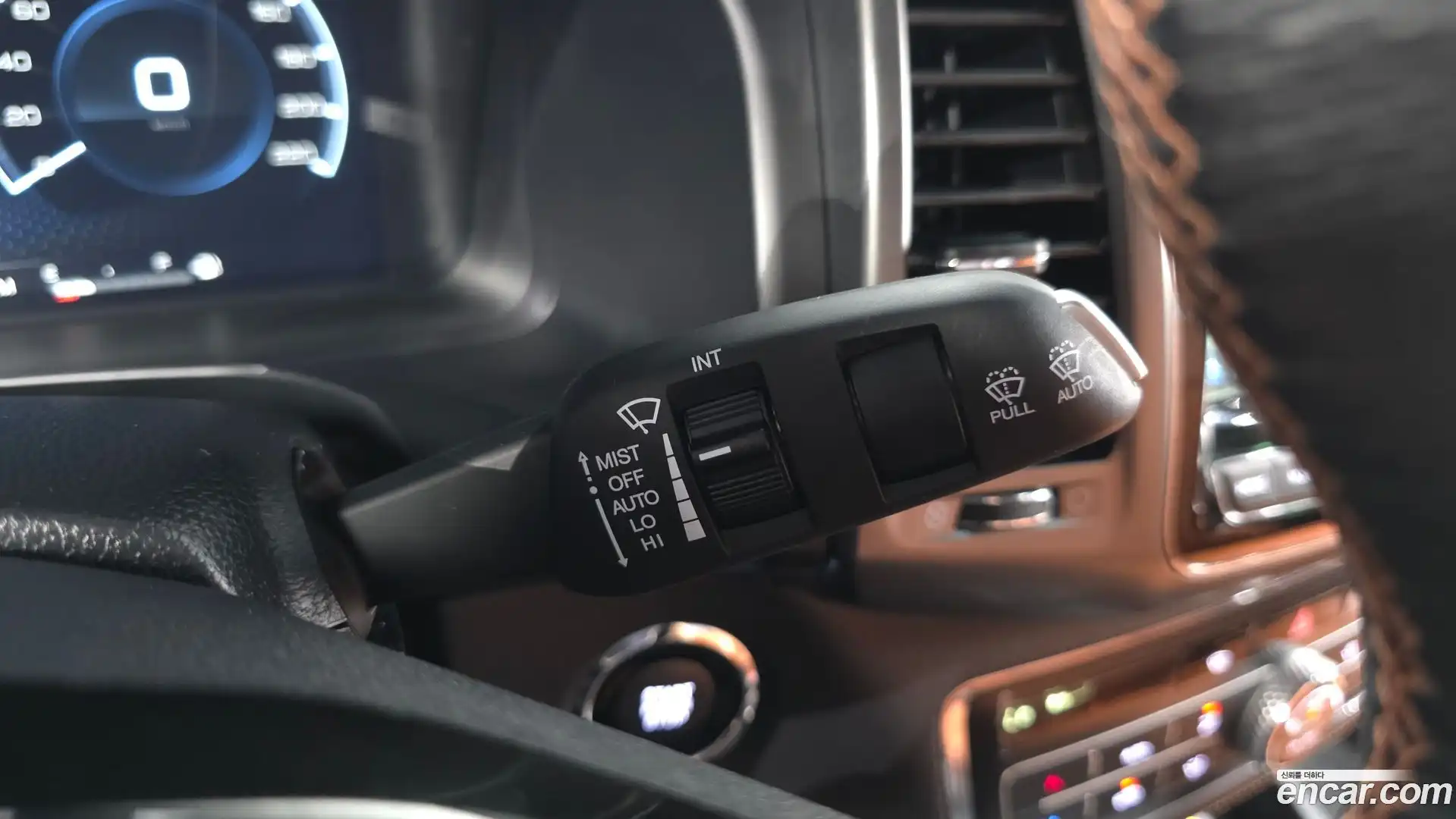 Rexton KG Mobility 2022.8-OPTION-042