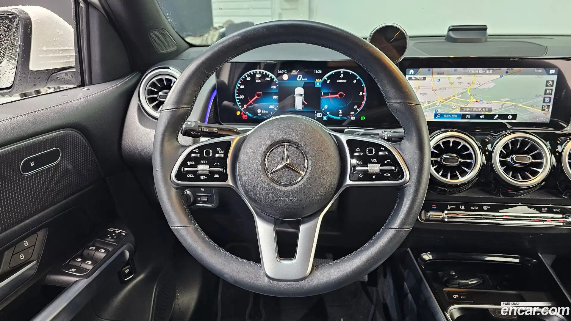 GLB-Class Mercedes-Benz 2022.7-OPTION-017