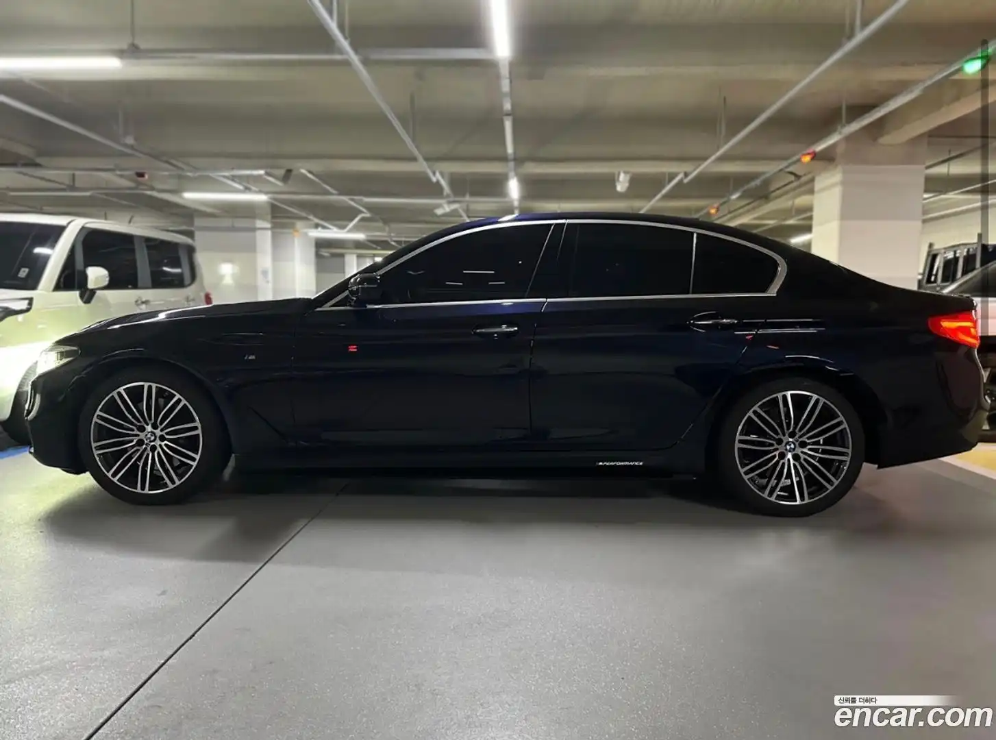 5-Series BMW 2017.10-OUTER-003