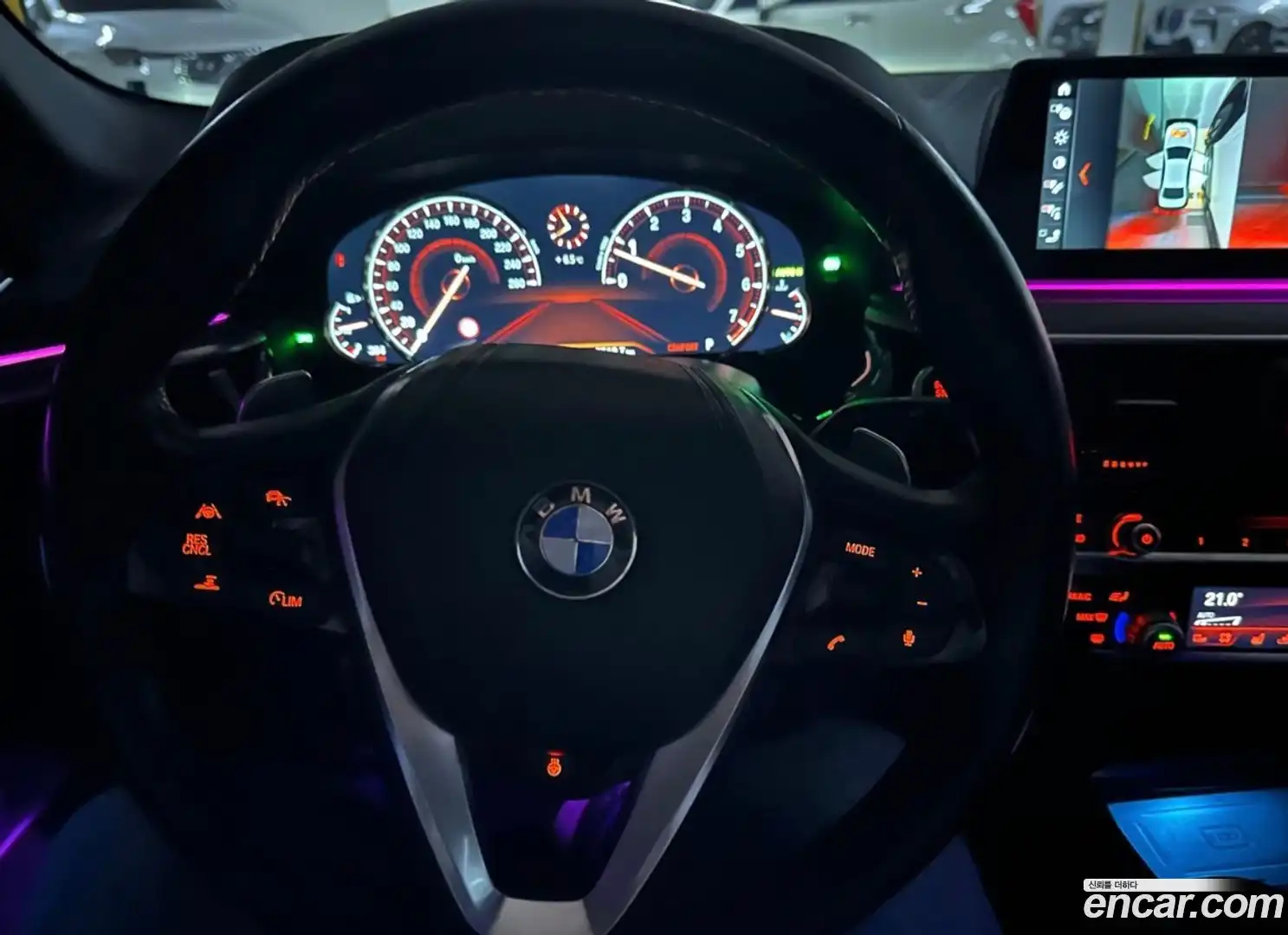 5-Series BMW 2017.10-INNER-008