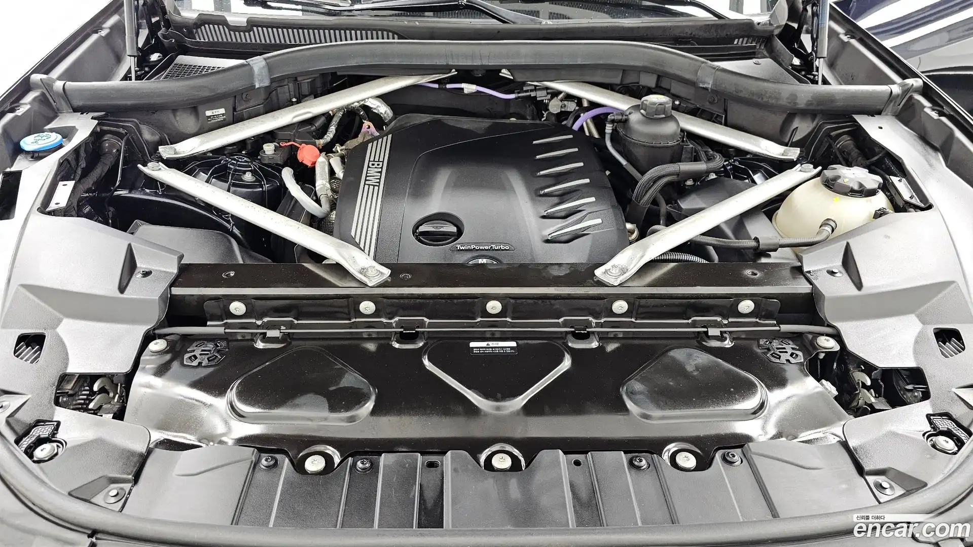 X5 BMW 2021.1-OUTER-006