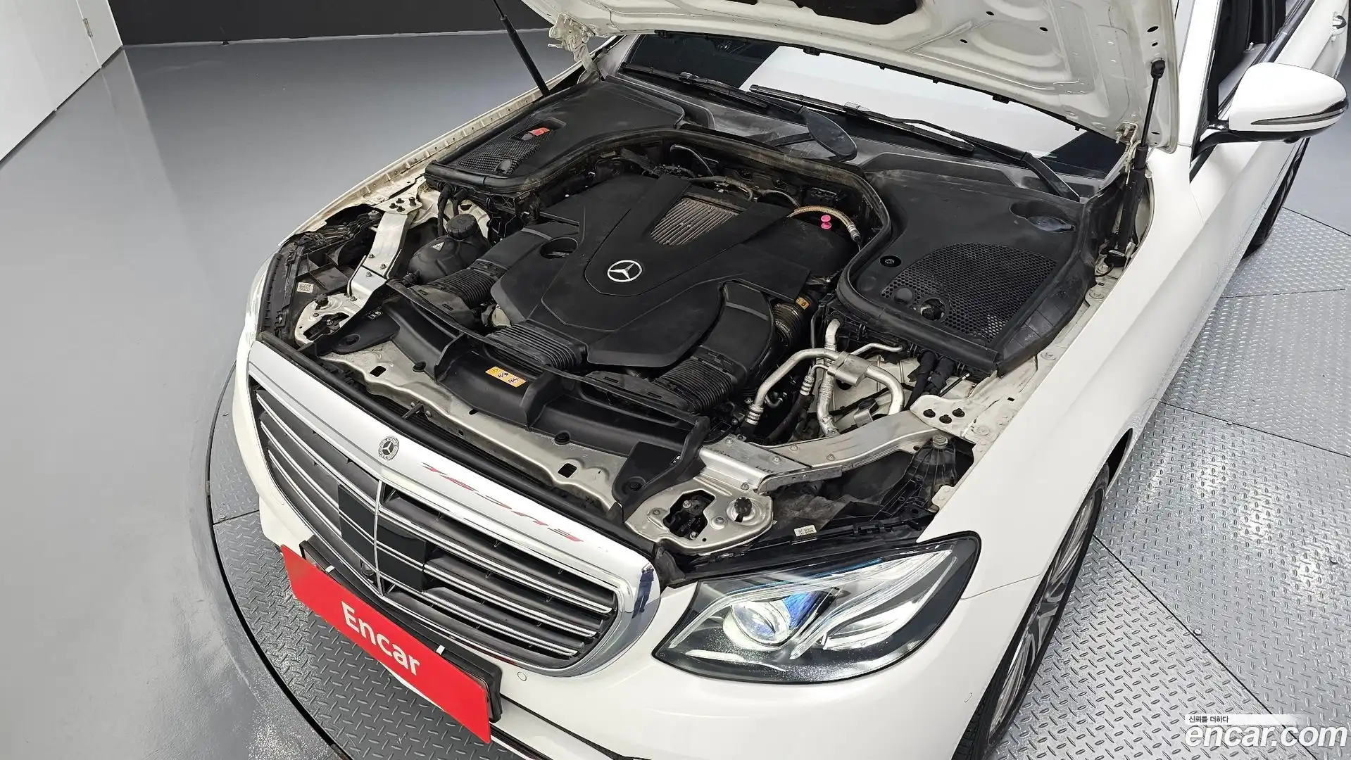 E-Class Mercedes-Benz 2017.5-OUTER-006