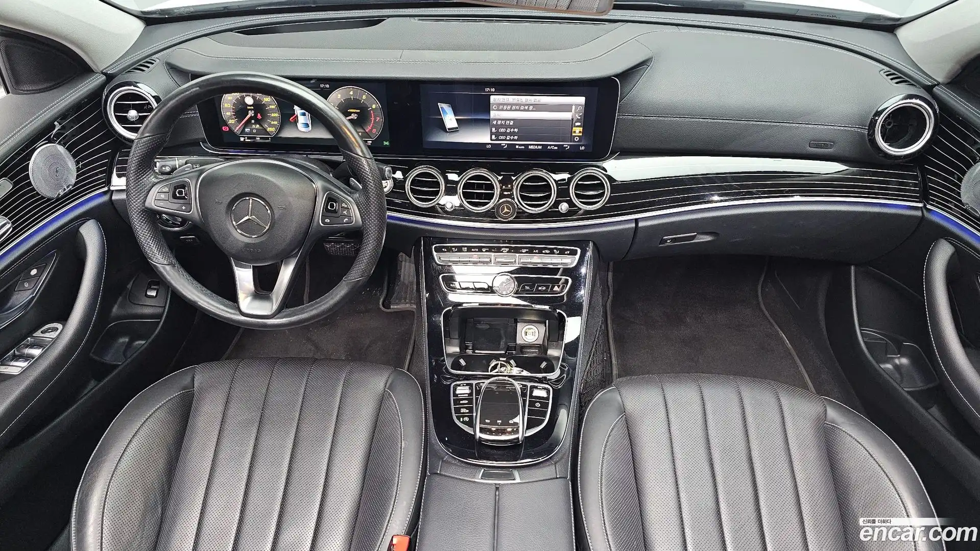 E-Class Mercedes-Benz 2017.5-INNER-007