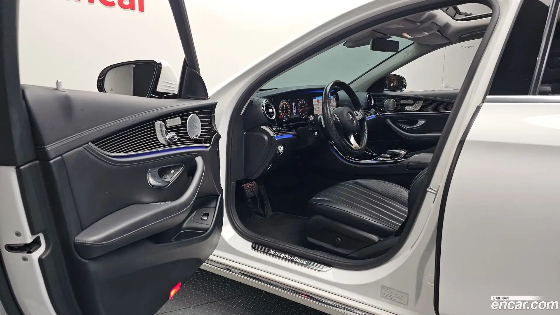 E-Class Mercedes-Benz 2017.5-INNER-010