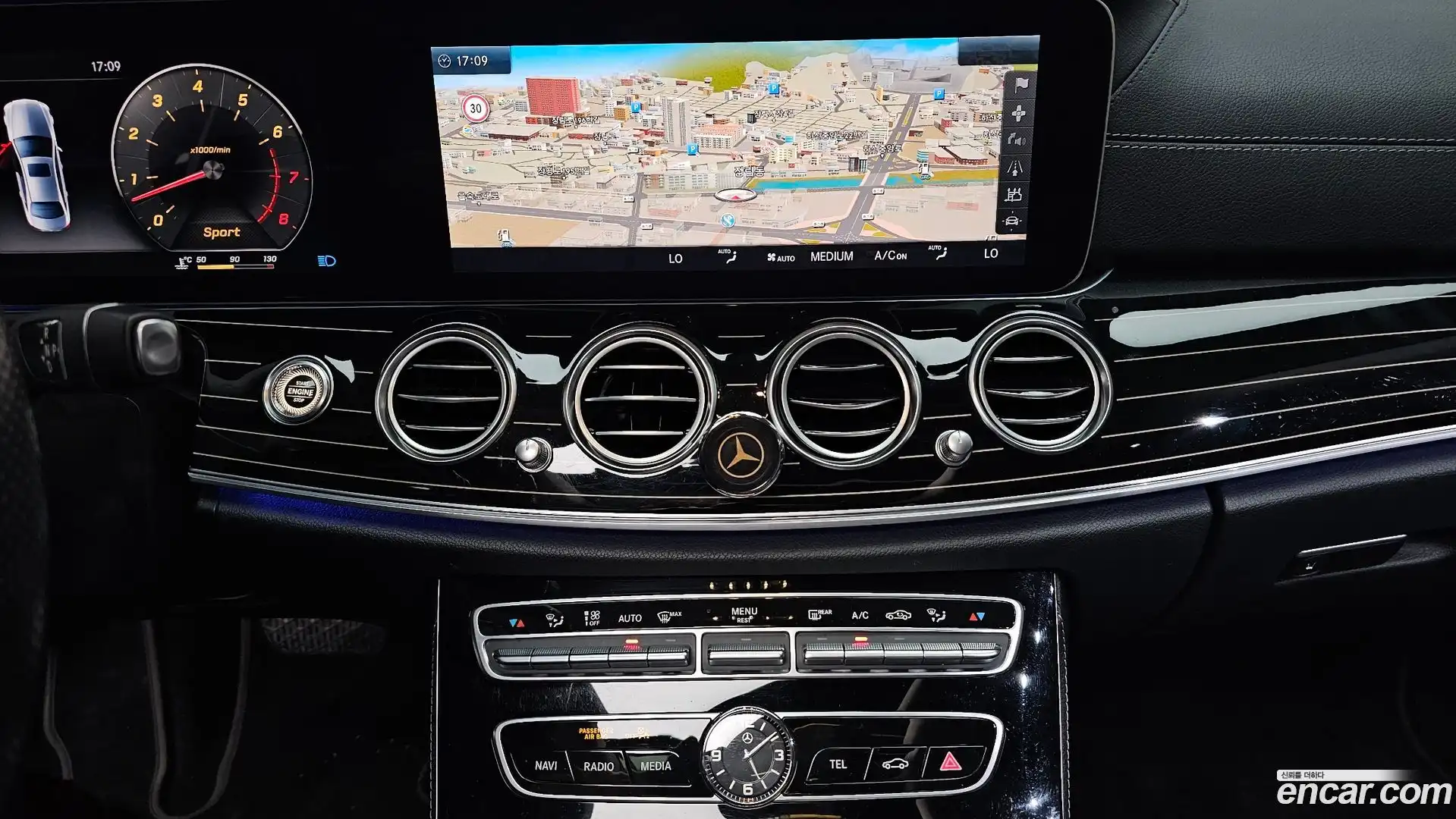 E-Class Mercedes-Benz 2017.5-OPTION-018