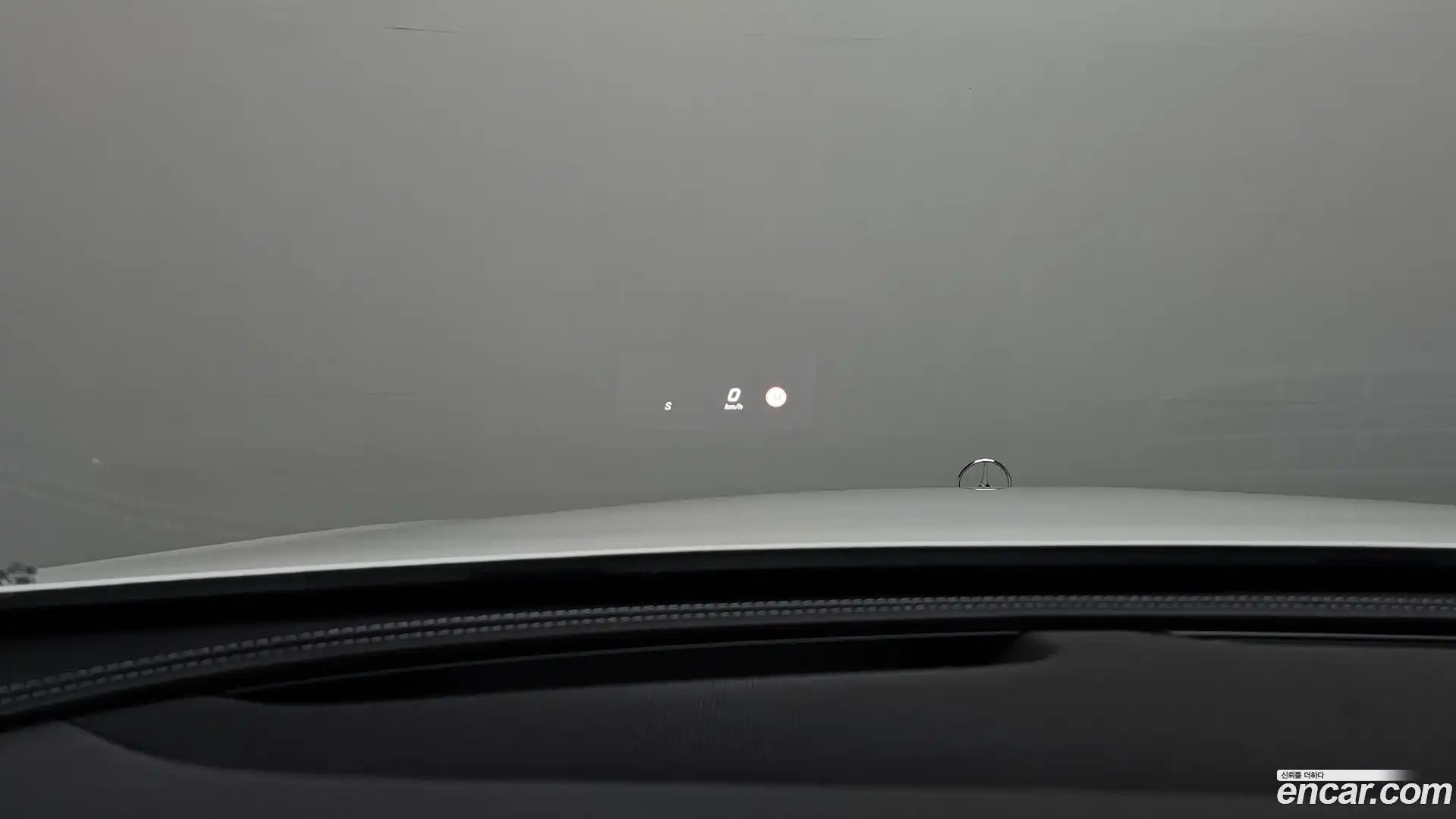 E-Class Mercedes-Benz 2017.5-OPTION-022