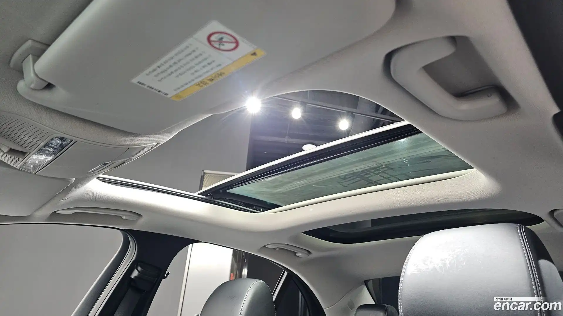 E-Class Mercedes-Benz 2017.5-OPTION-023