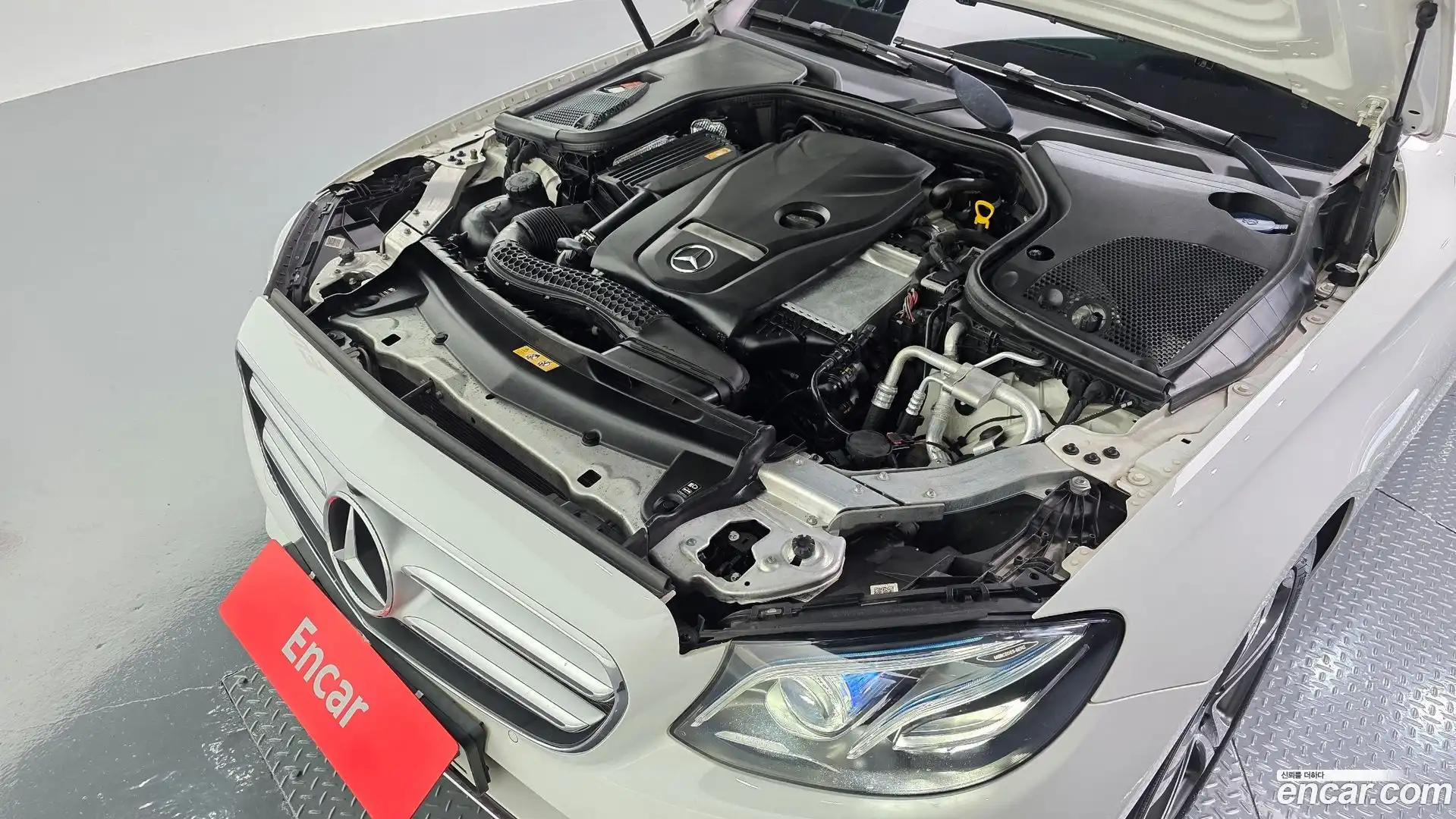 E-Class Mercedes-Benz 2016.6-OUTER-006