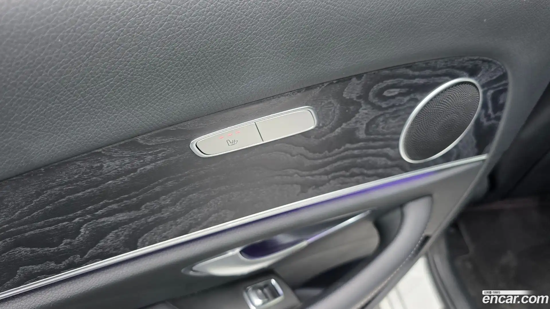 E-Class Mercedes-Benz 2016.6-OPTION-021