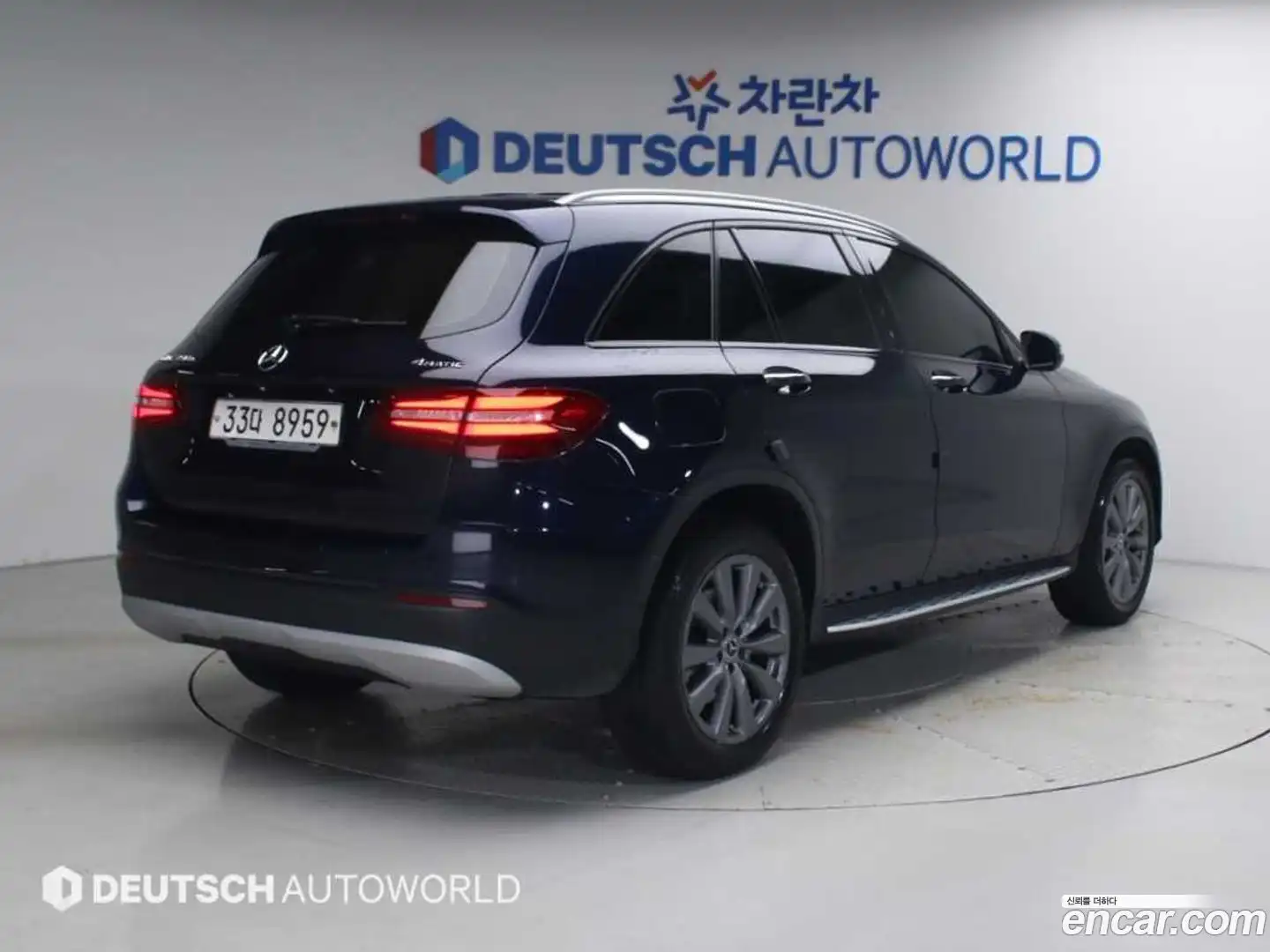 GLC-Class Mercedes-Benz 2018.10-OUTER-002