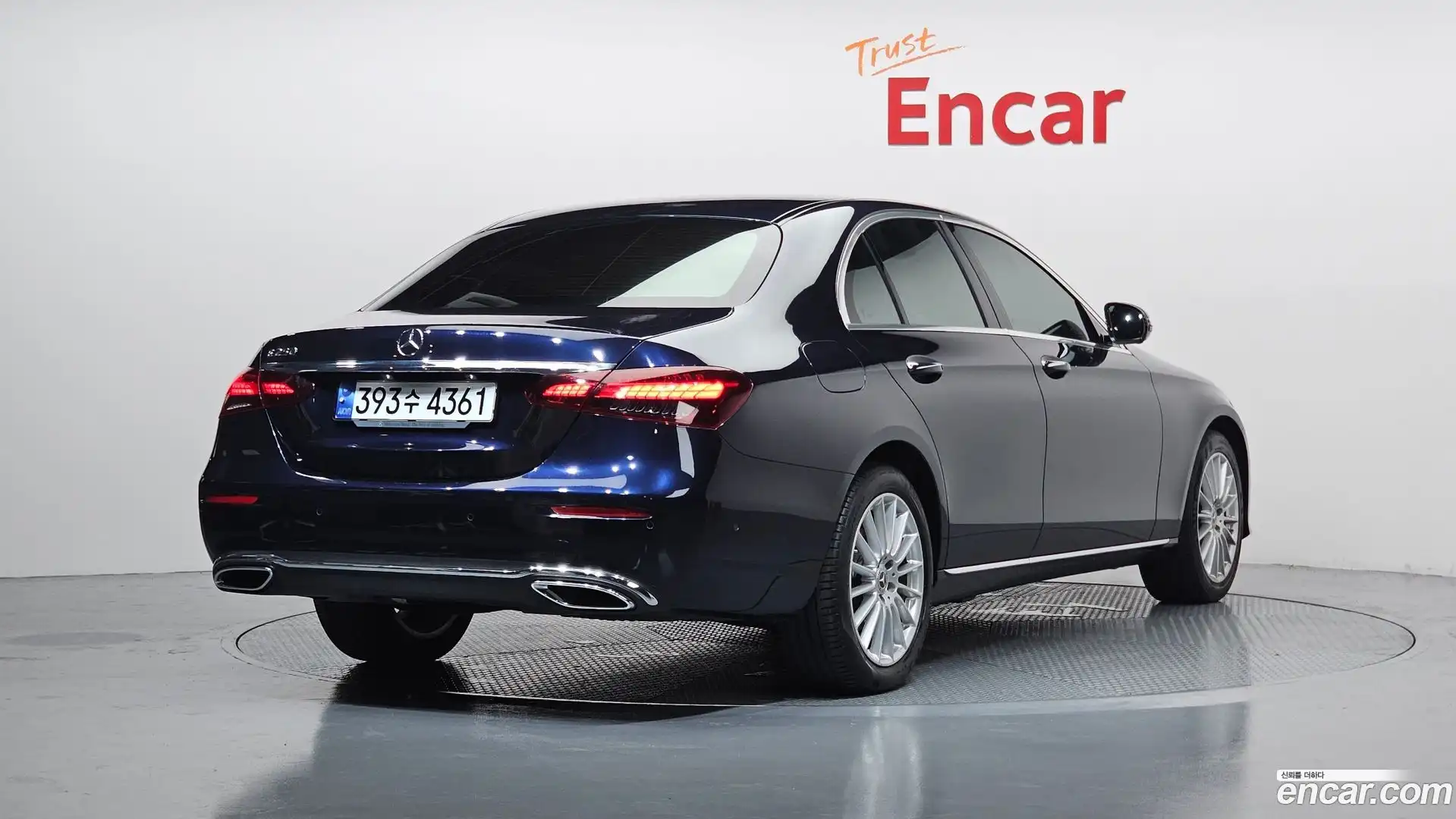 E-Class Mercedes-Benz 2022.11-OUTER-002