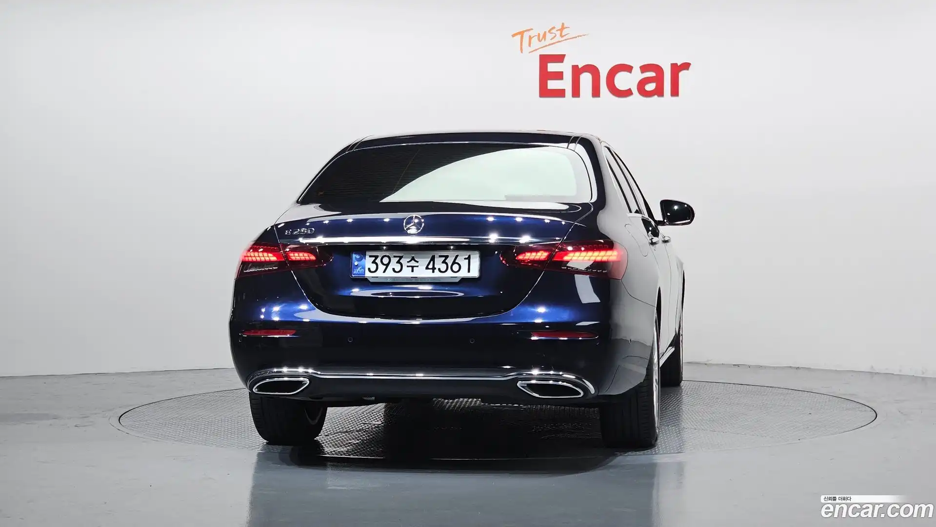 E-Class Mercedes-Benz 2022.11-OUTER-004