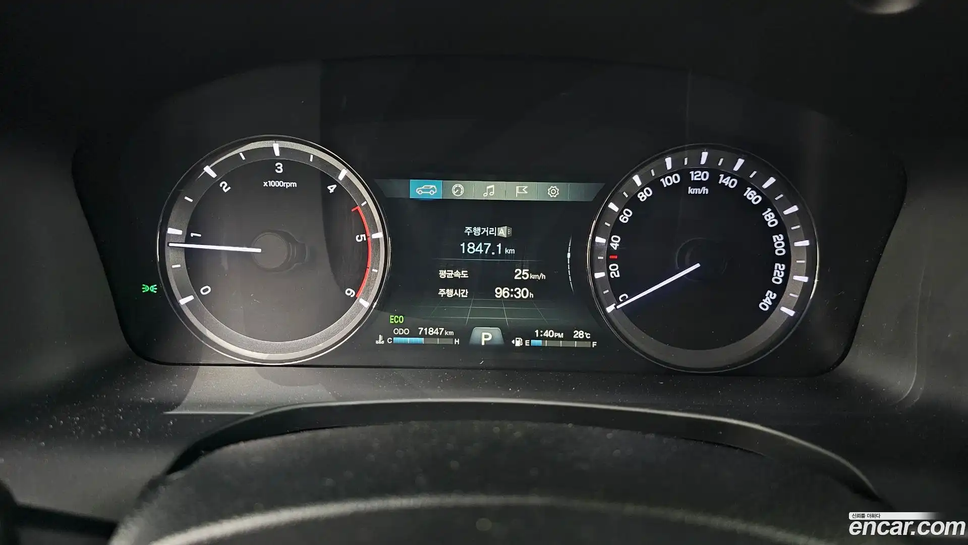 Rexton KG Mobility 2018.7-INNER-008