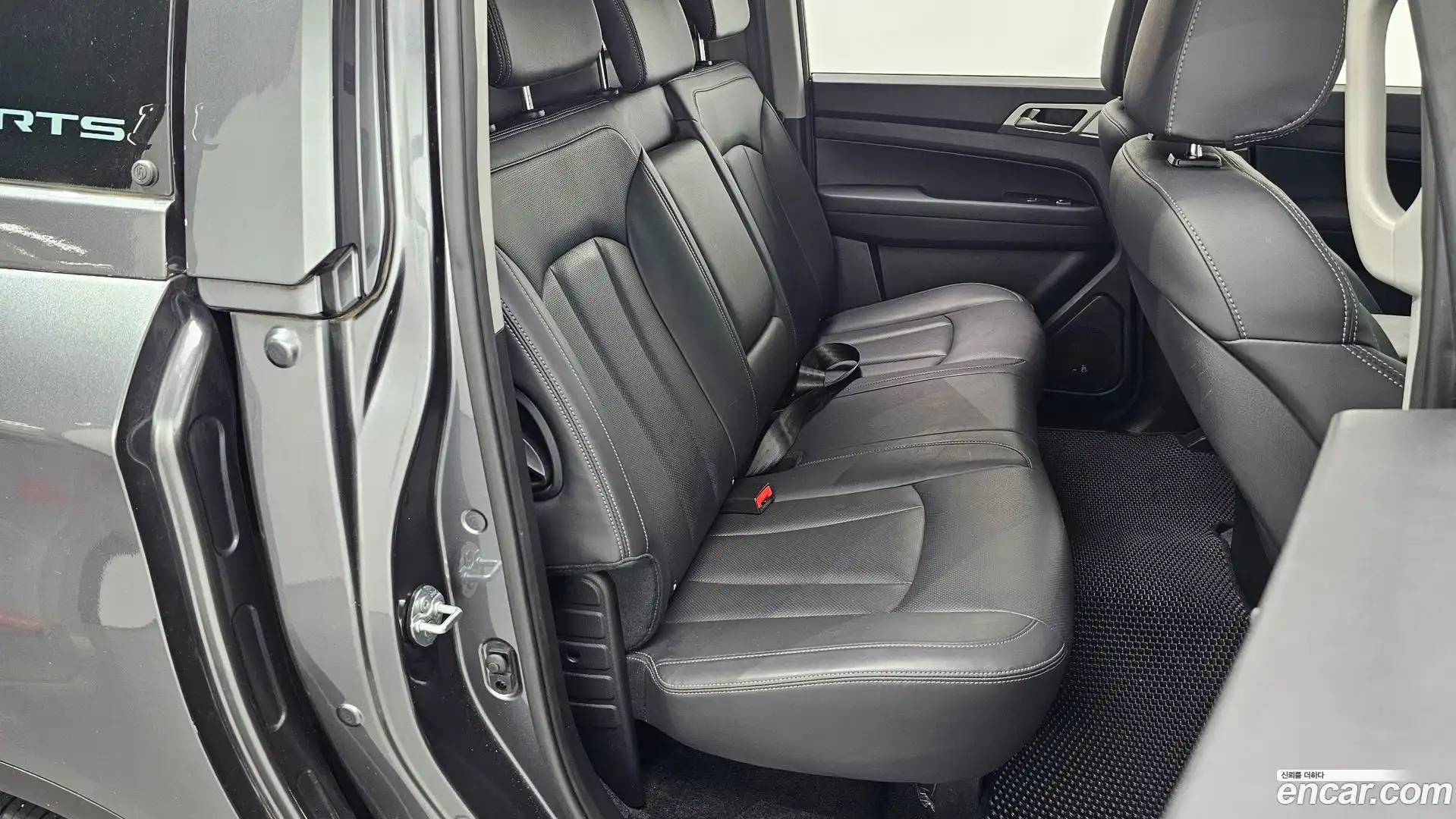 Rexton KG Mobility 2018.7-OPTION-015