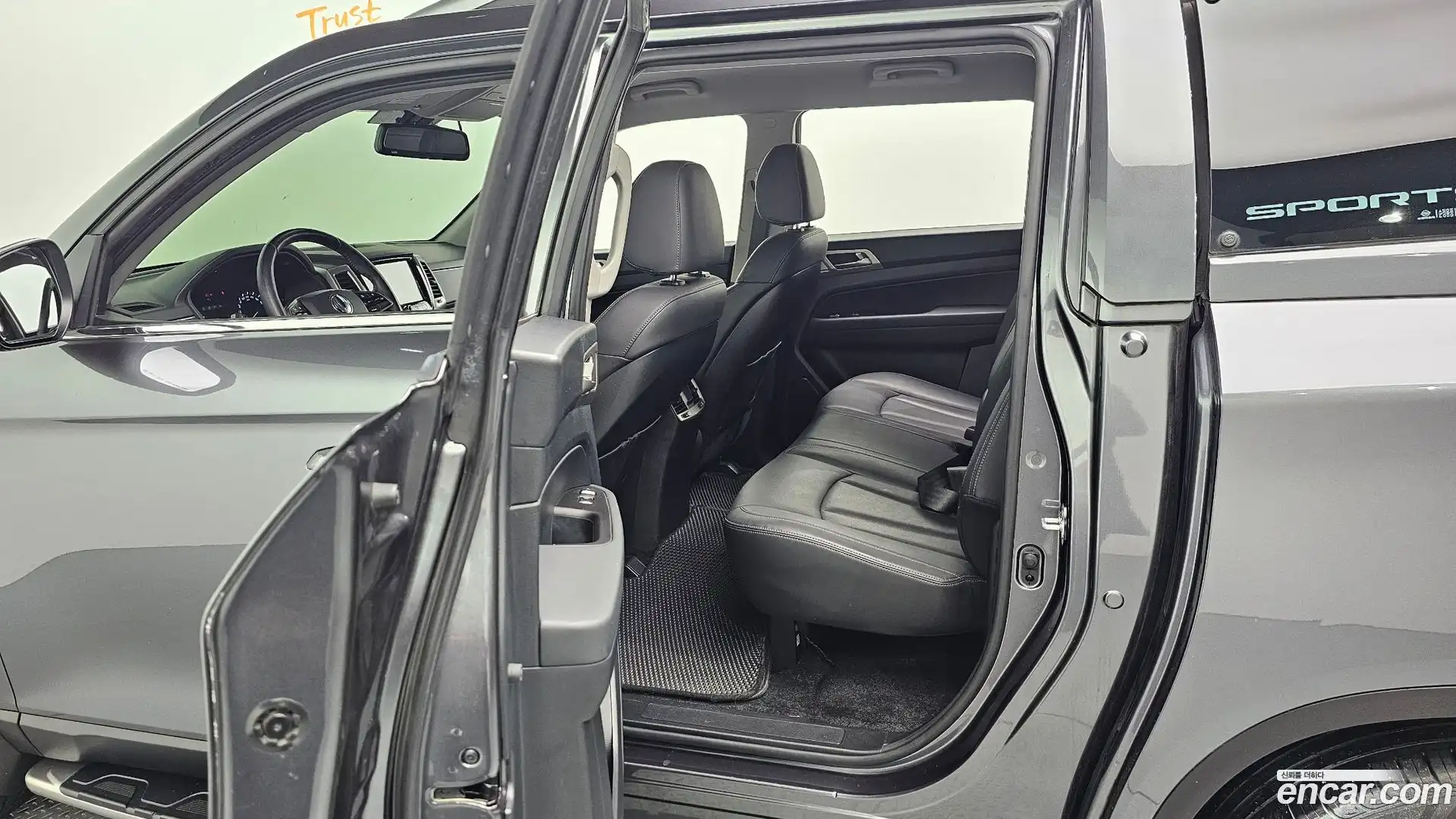 Rexton KG Mobility 2018.7-OPTION-040