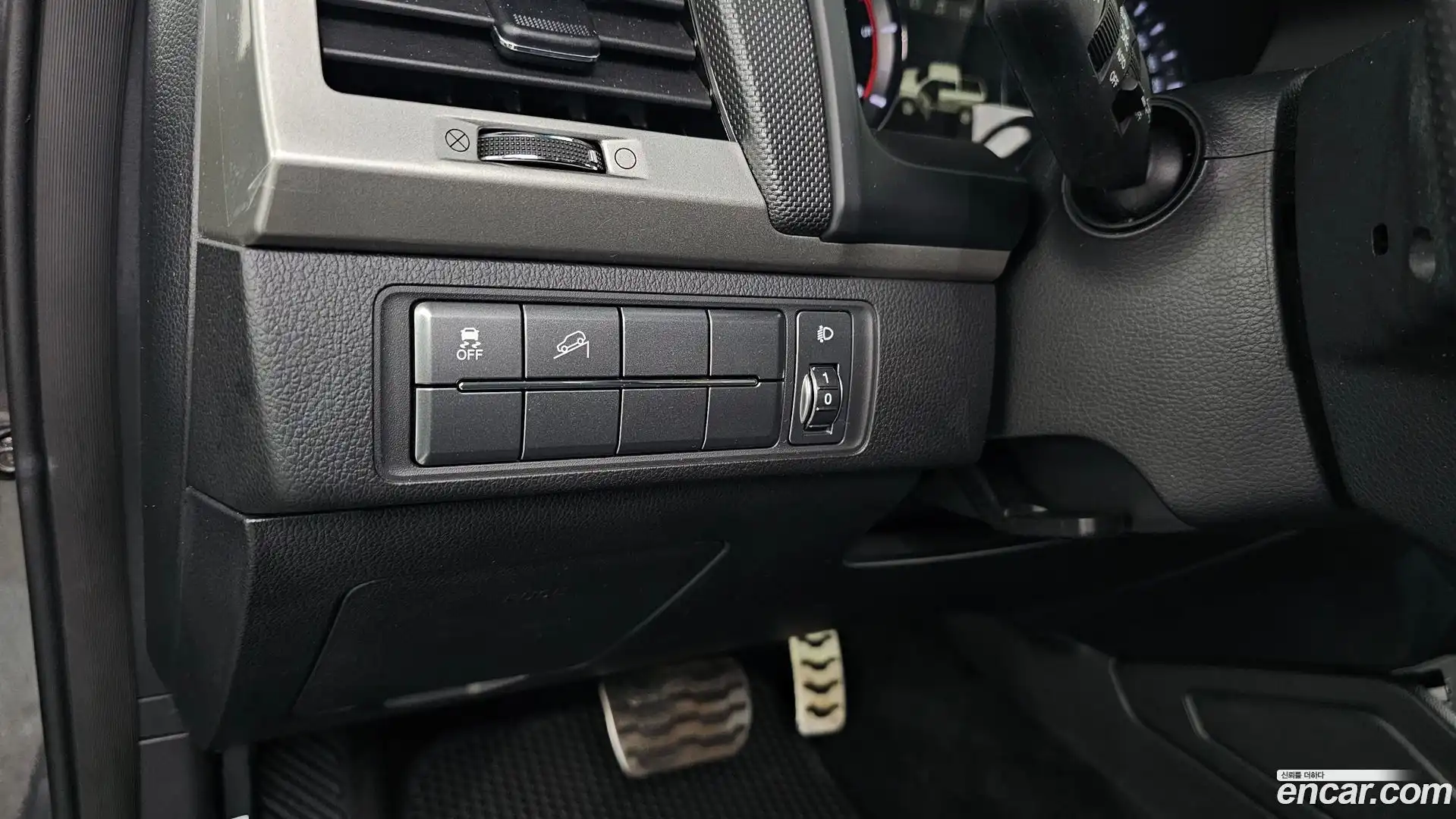 Rexton KG Mobility 2018.7-OPTION-041