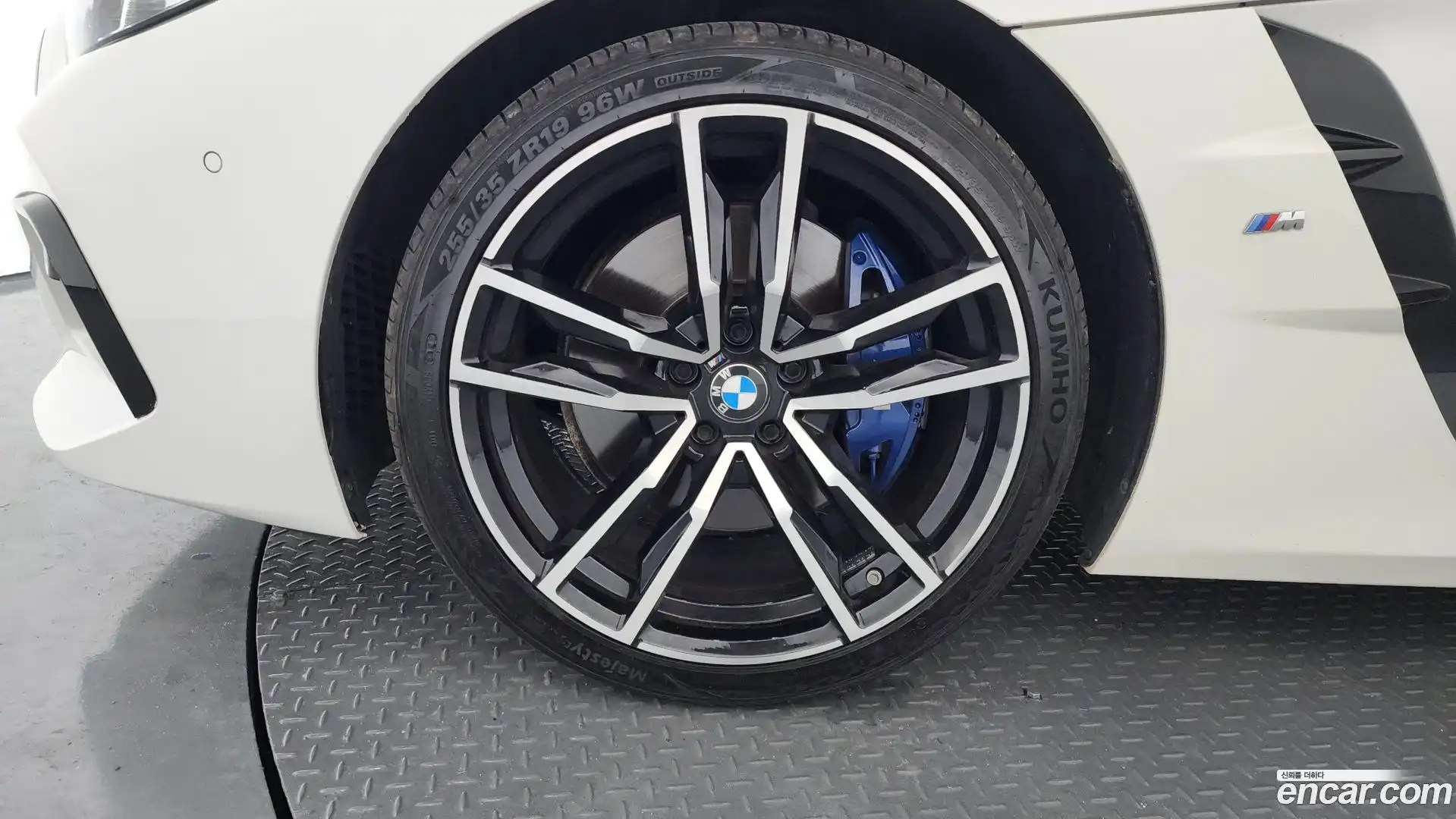 Z4 BMW 2020.4-OUTER-005