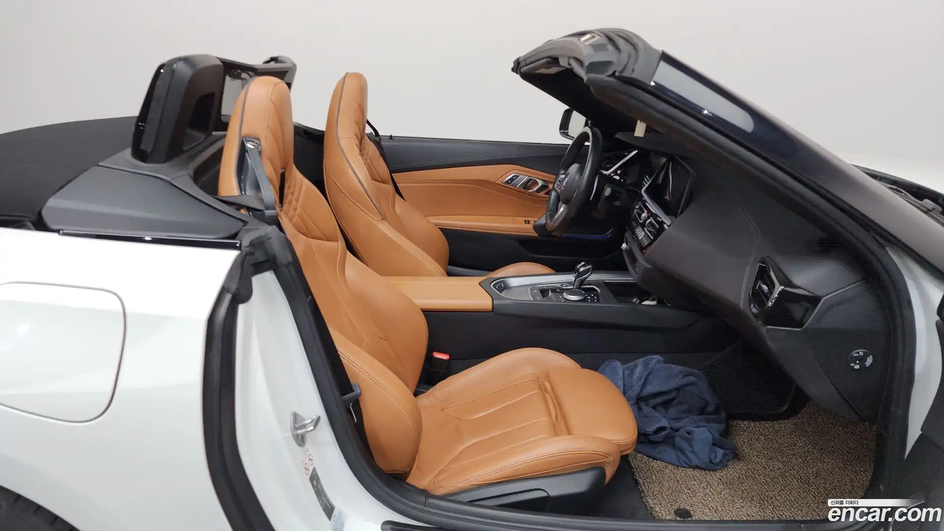 Z4 BMW 2020.4-INNER-036