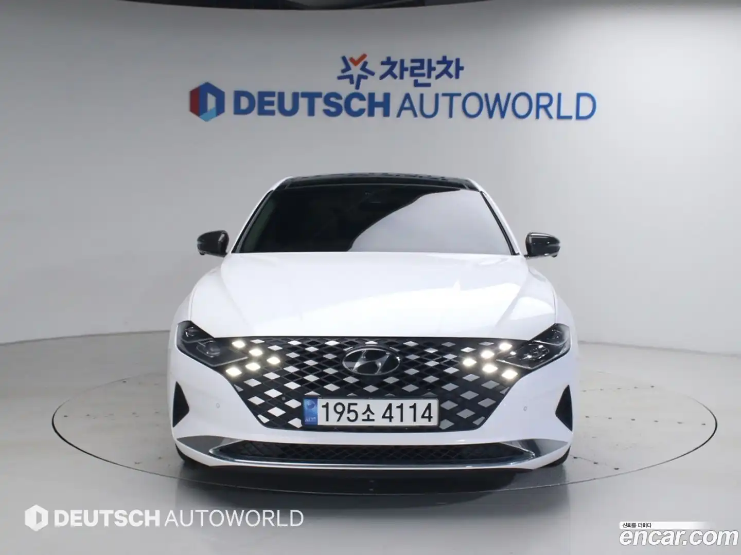 Grandeur Hyundai 2022.8-OUTER-001