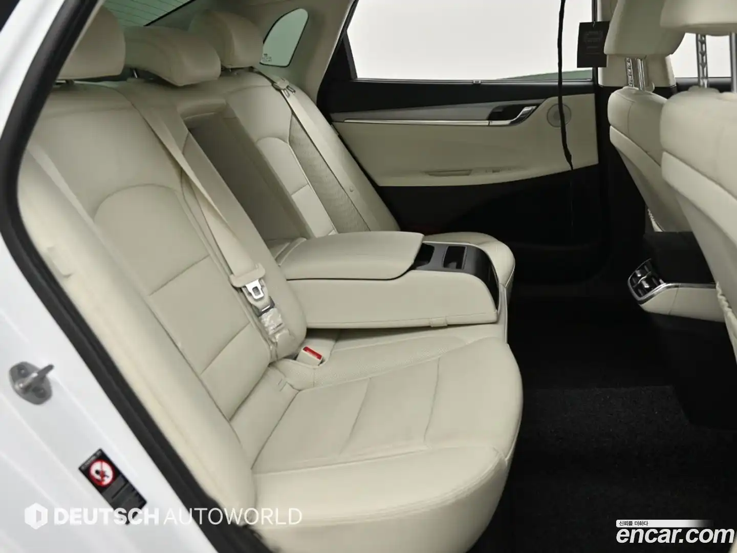 Grandeur Hyundai 2022.8-OPTION-015