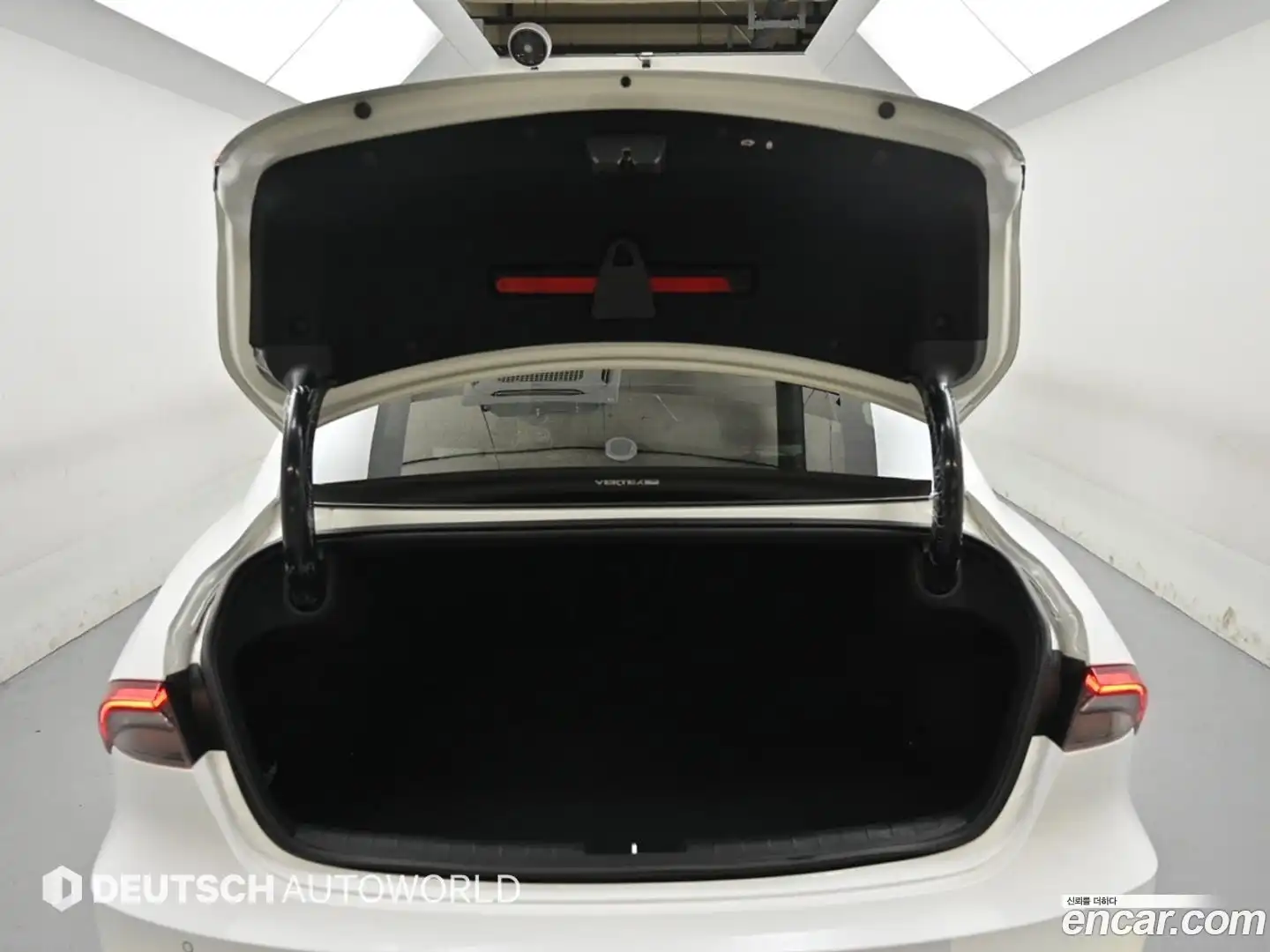 Grandeur Hyundai 2022.8-OPTION-022