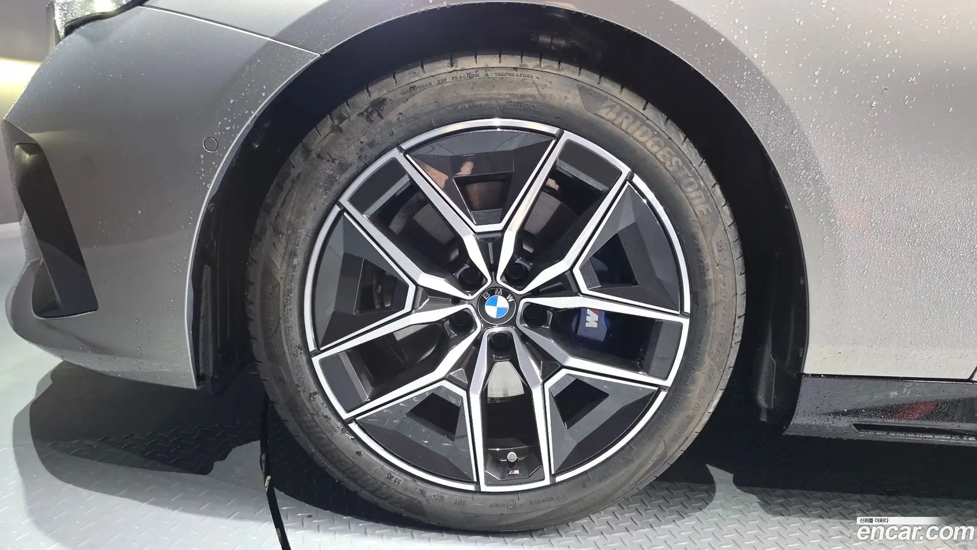 5-Series BMW 2025.10-OUTER-005