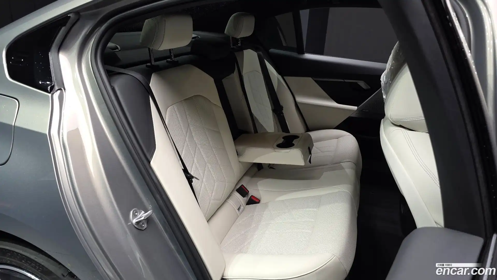 5-Series BMW 2025.10-OPTION-015